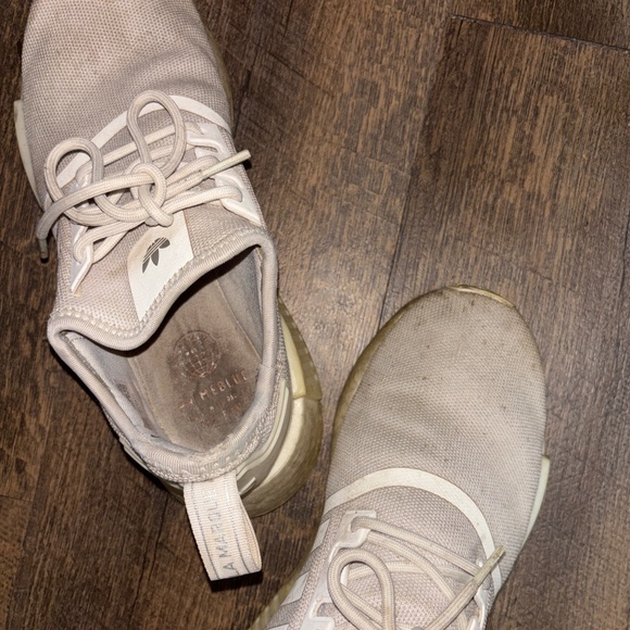adidas NMD women’s 7.5 **dirty- “will clean”* - Picture 1 of 9